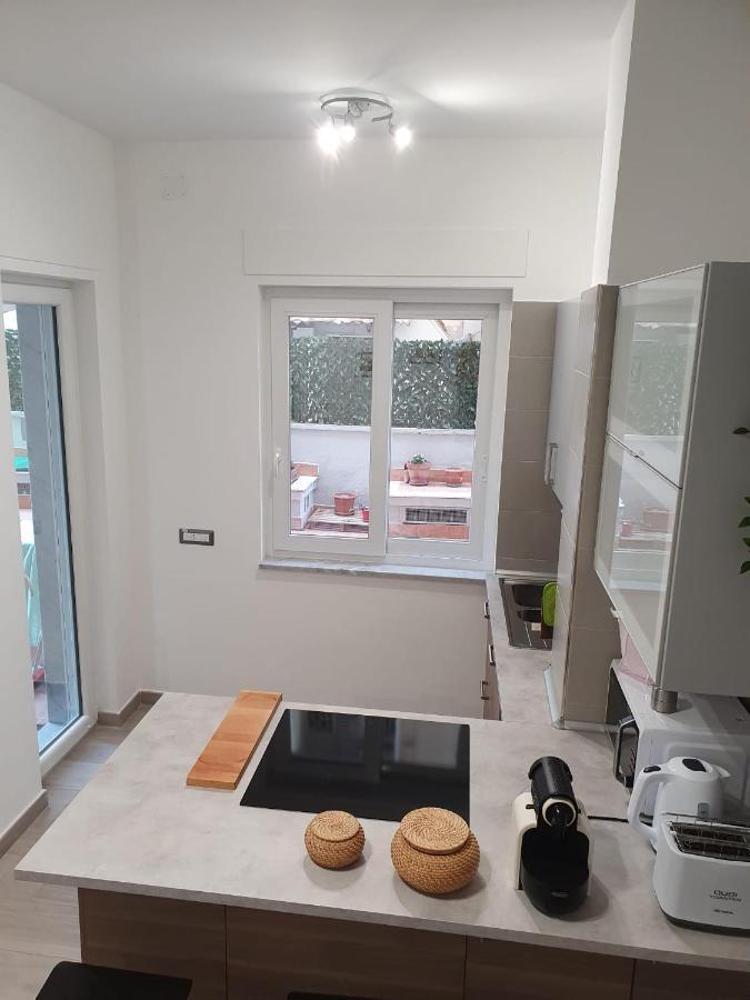 @Home Napoli 외부 사진